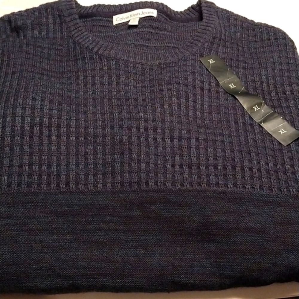 Calvin Klein Jeans NWT Men's XL Color Navy Mixed Texture Sweater Medium Weight